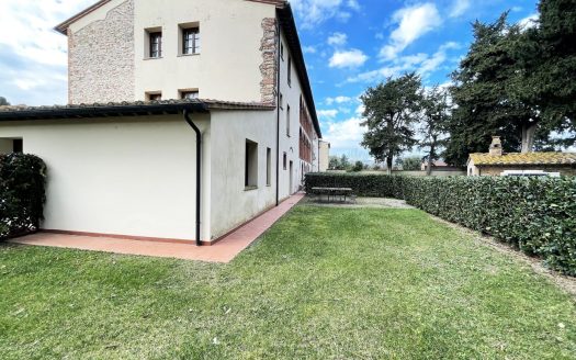 Appartamento in campagna con piscina