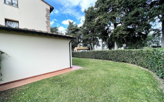 Appartamento in campagna con piscina