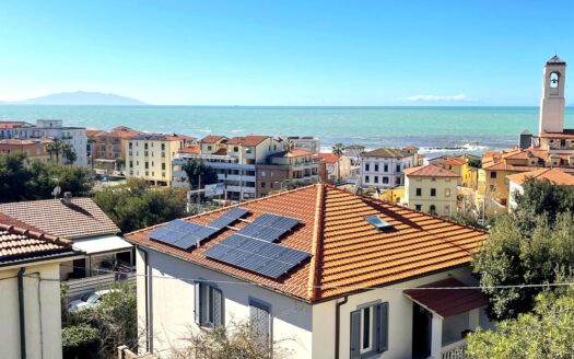 Bilocale Via Giusti, 23, San Vincenzo (LI)